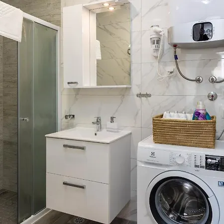 Apartment Karaka
